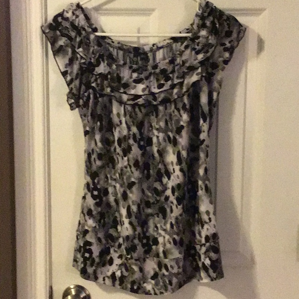 Women’s Dressy Suit Shirt